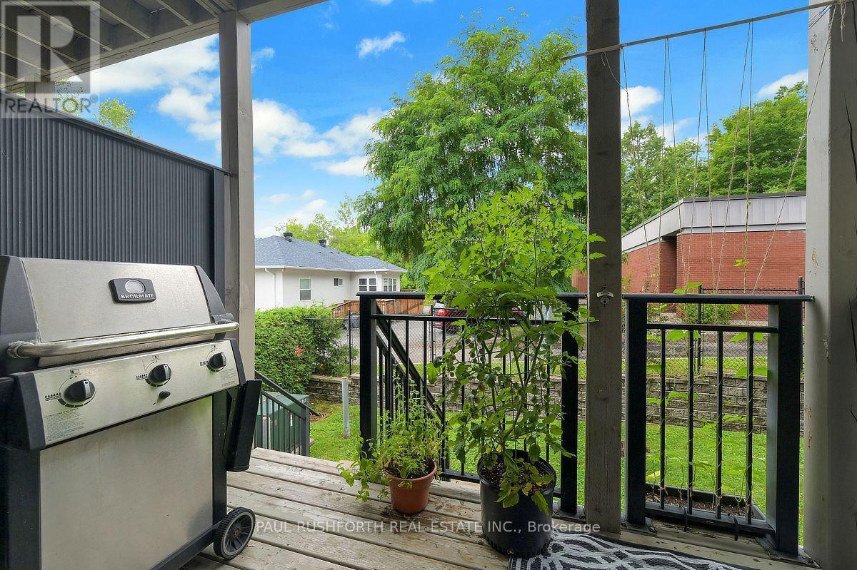 Back Deck - 3 - 795 Montreal Road, Ottawa, ON - Outdoor With Deck Patio Veranda With Exterior
