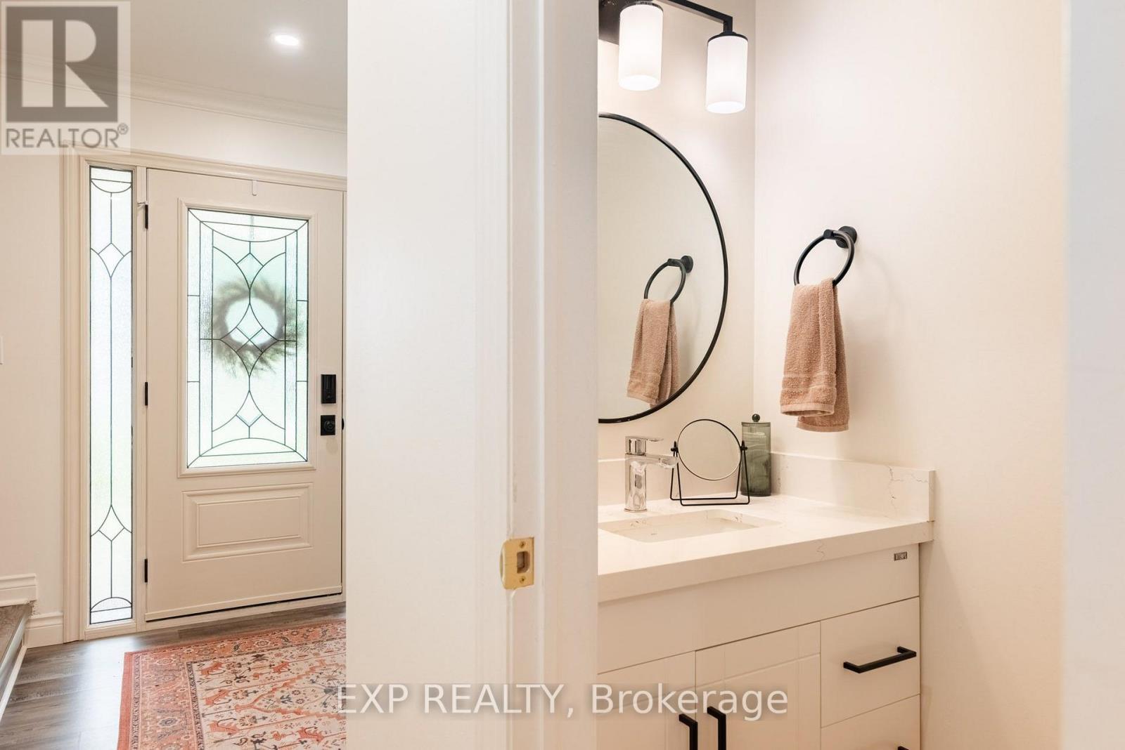 Main floor 2 PC bathroom - 55 Forest Hill Crescent, Pelham (Fonthill), ON - Indoor
