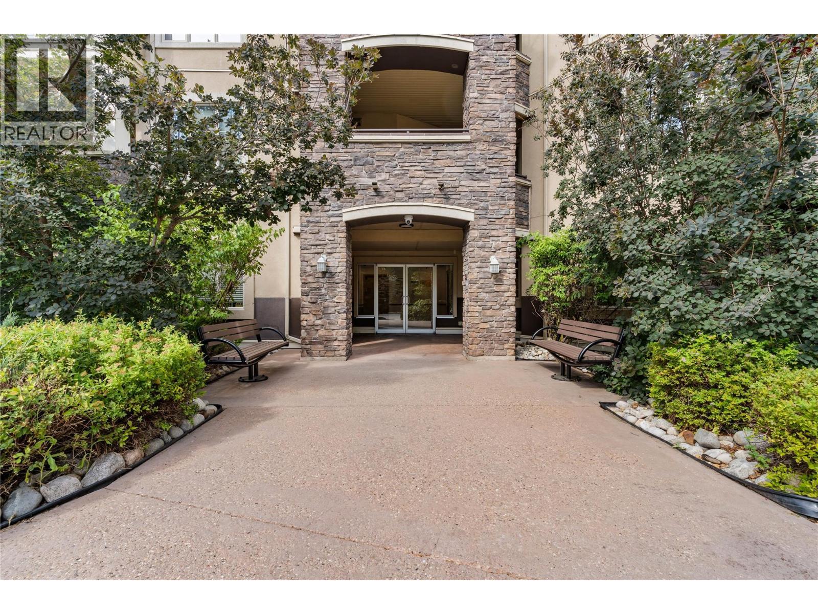1875 Country Club Drive Unit# 1405, Kelowna, BC - Outdoor