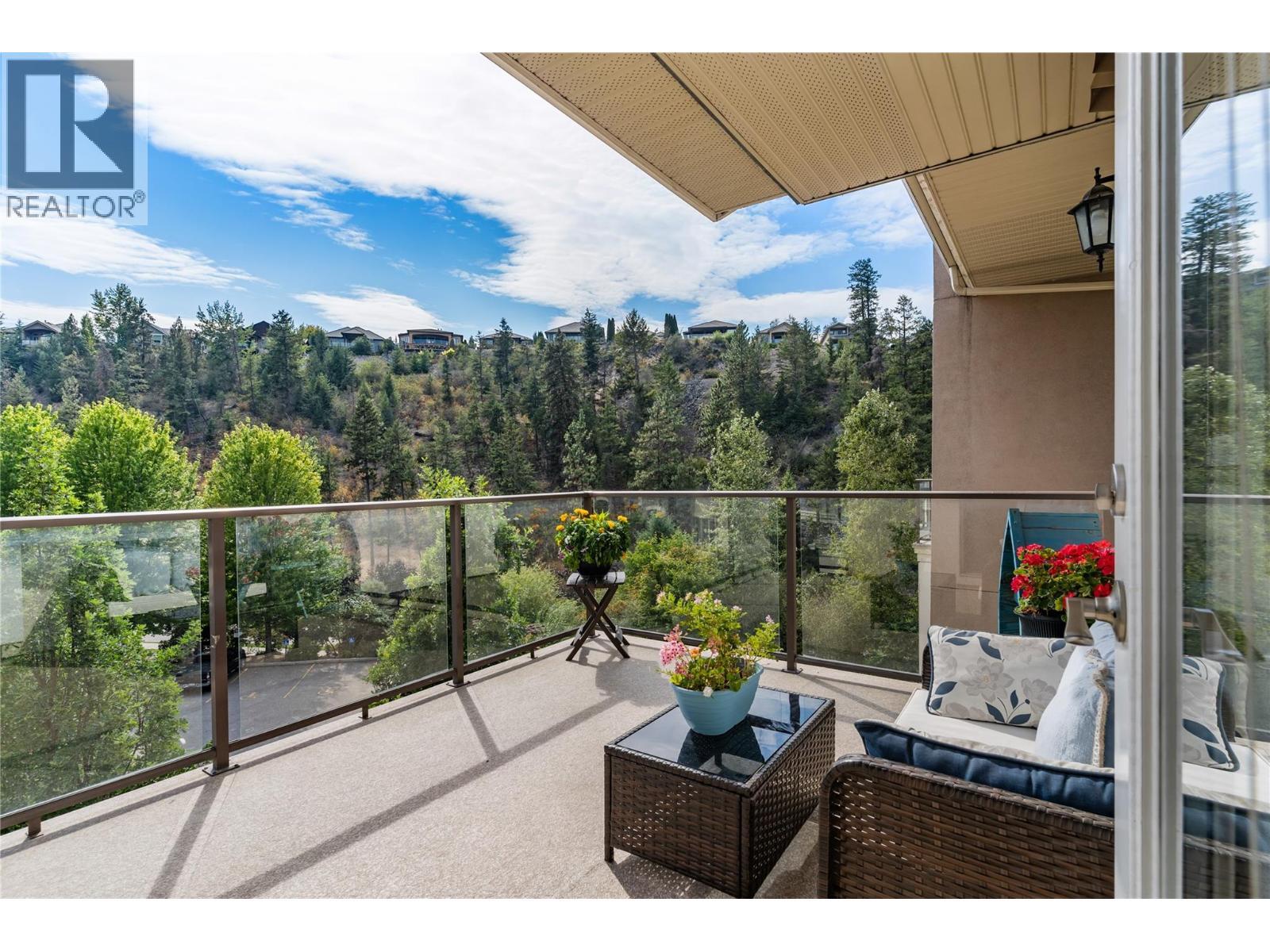 1875 Country Club Drive Unit# 1405, Kelowna, BC - Outdoor With View With Exterior