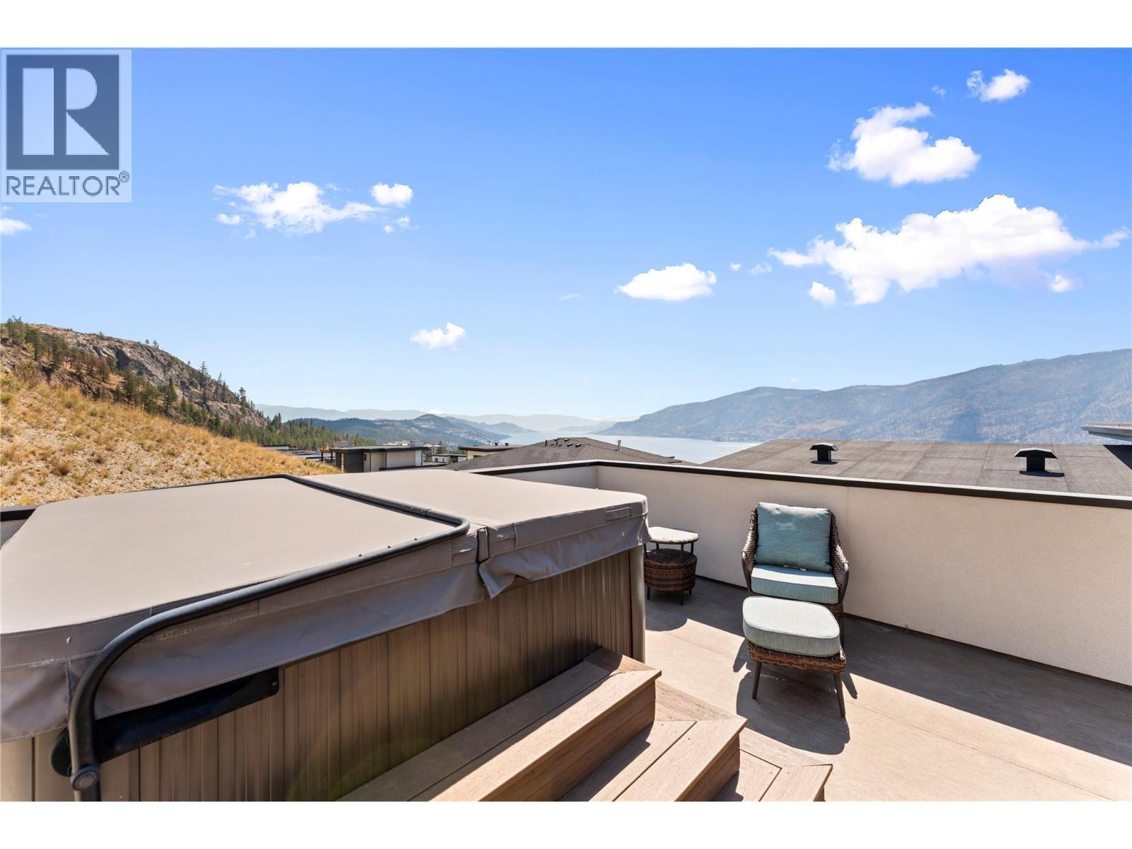 9815 Beacon Hill Crescent, Lake Country, BC - Outdoor With View