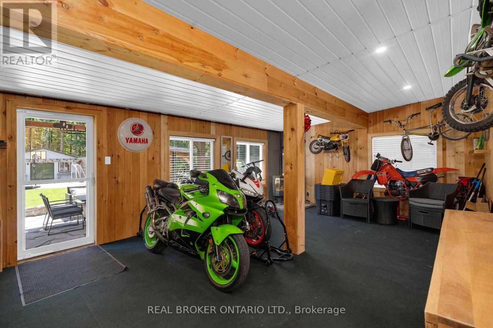975 Sunnidale Road, Springwater, ON - Indoor