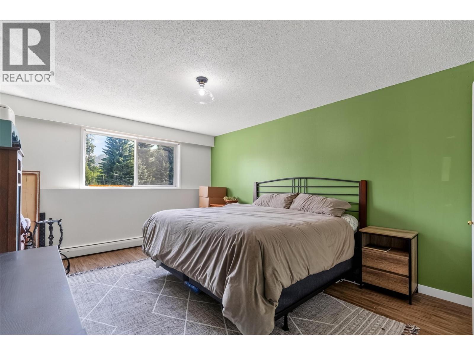 40 Ridgemont Avenue Unit# 101, Fernie, BC - Indoor Photo Showing Bedroom