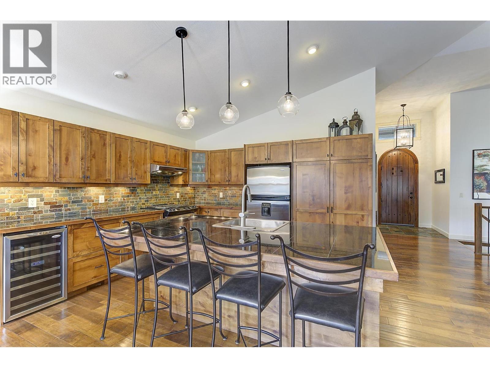 12931 East Ridge Drive, Lake Country, BC - Indoor