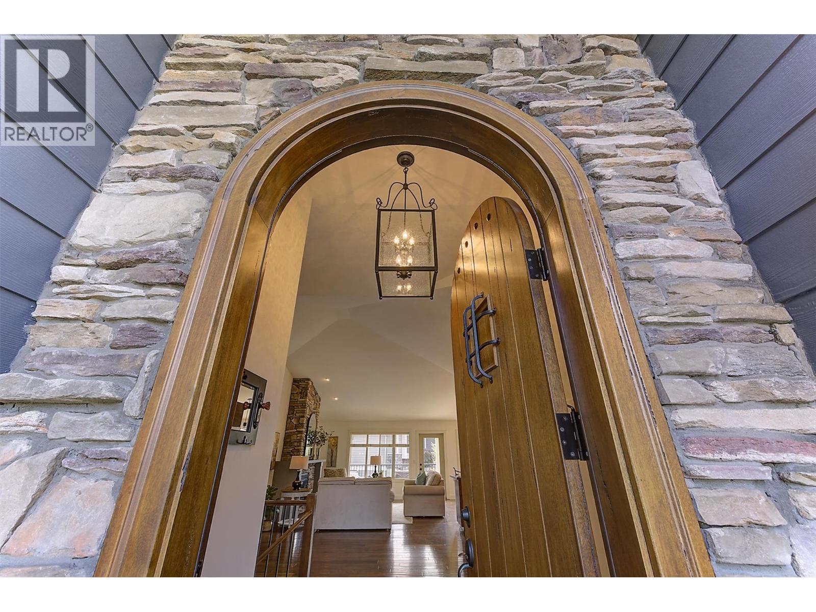 12931 East Ridge Drive, Lake Country, BC - Photo Showing Other Room