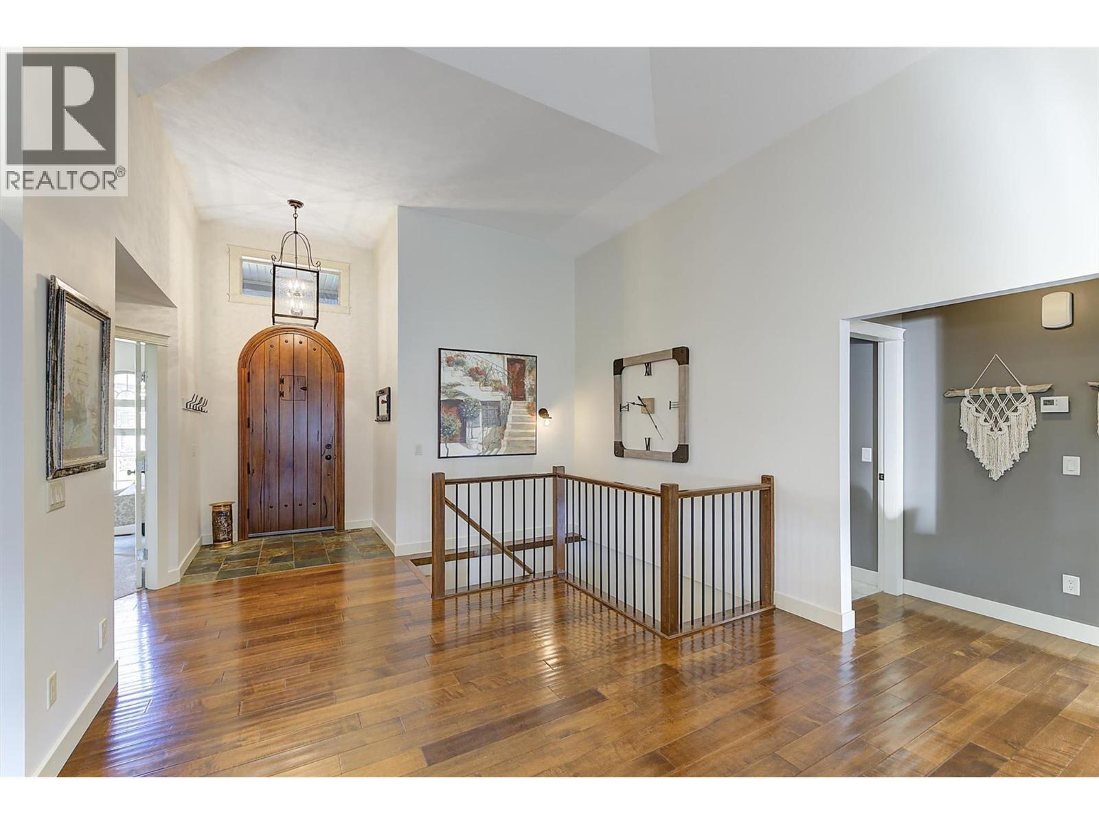 12931 East Ridge Drive, Lake Country, BC - Indoor Photo Showing Other Room