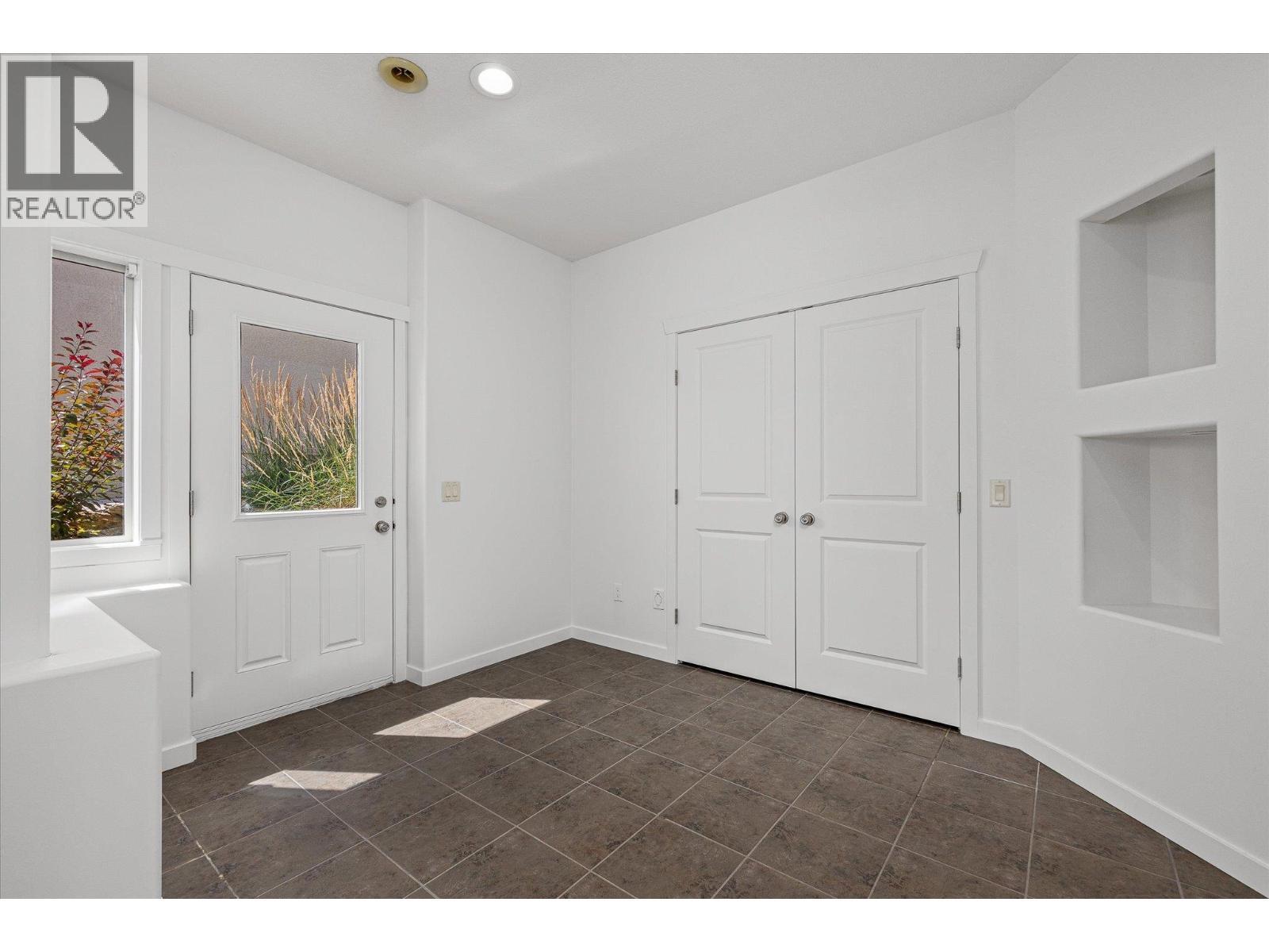 1581 Gregory Road, West Kelowna, BC - Indoor Photo Showing Other Room