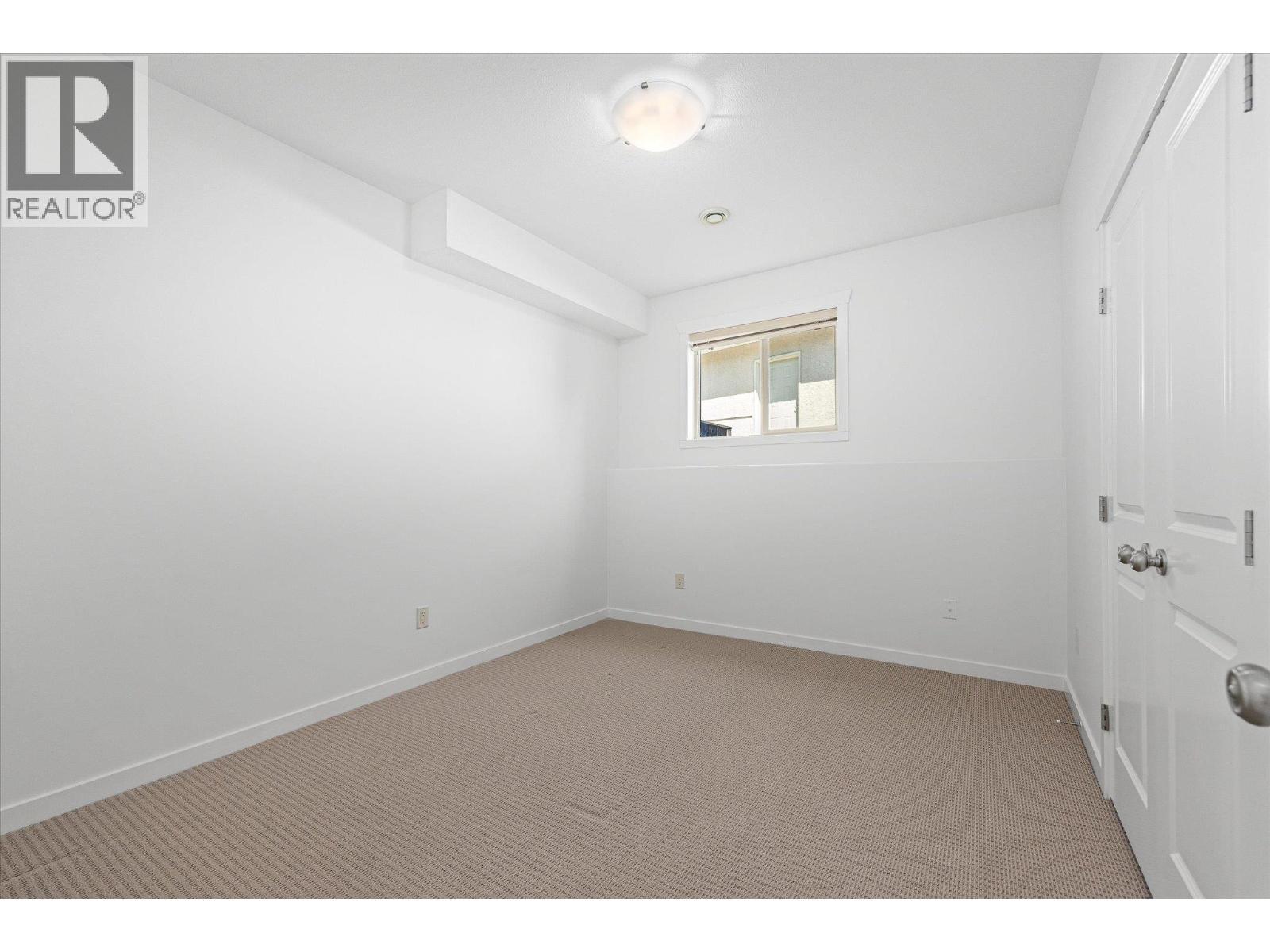 1581 Gregory Road, West Kelowna, BC - Indoor Photo Showing Other Room