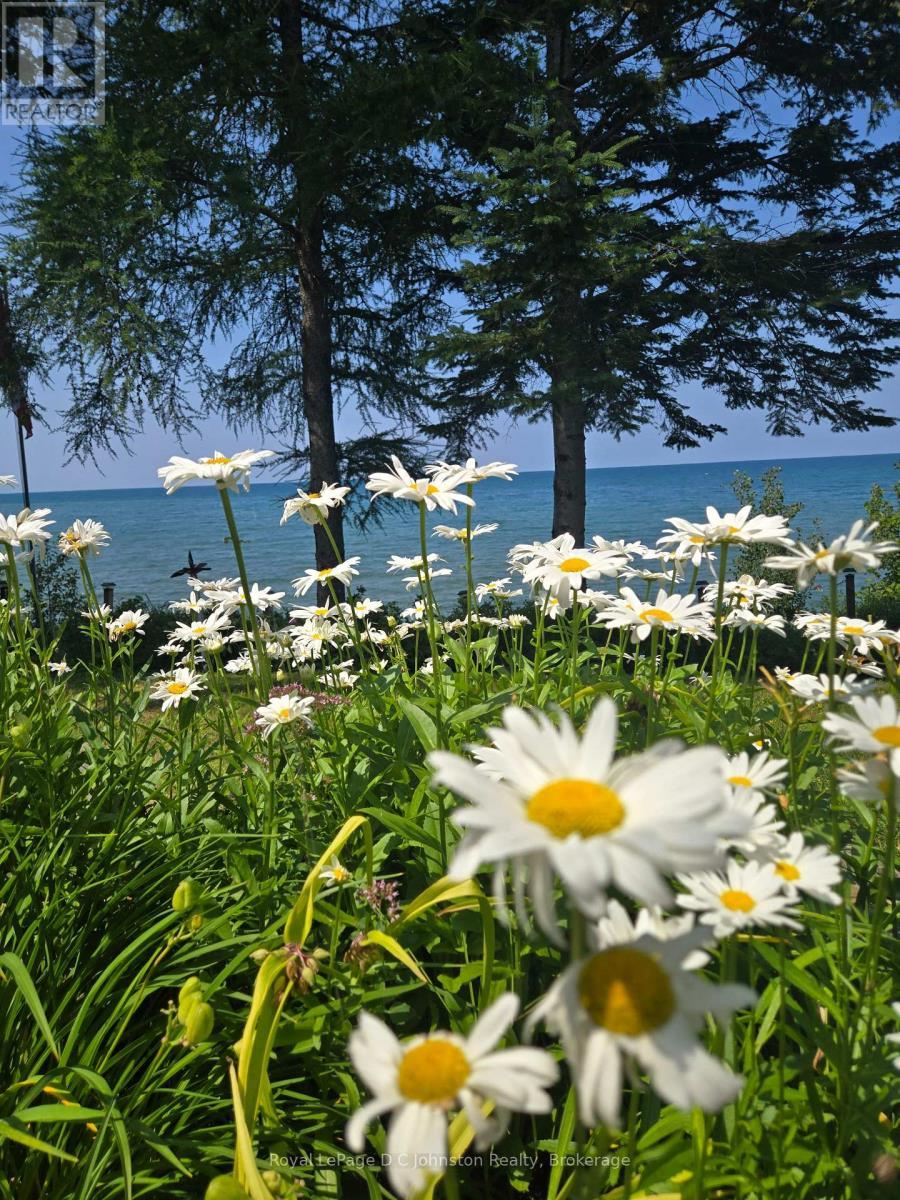 499 Bruce Road 13 Road, Native Leased Lands, ON - Outdoor With Body Of Water With View