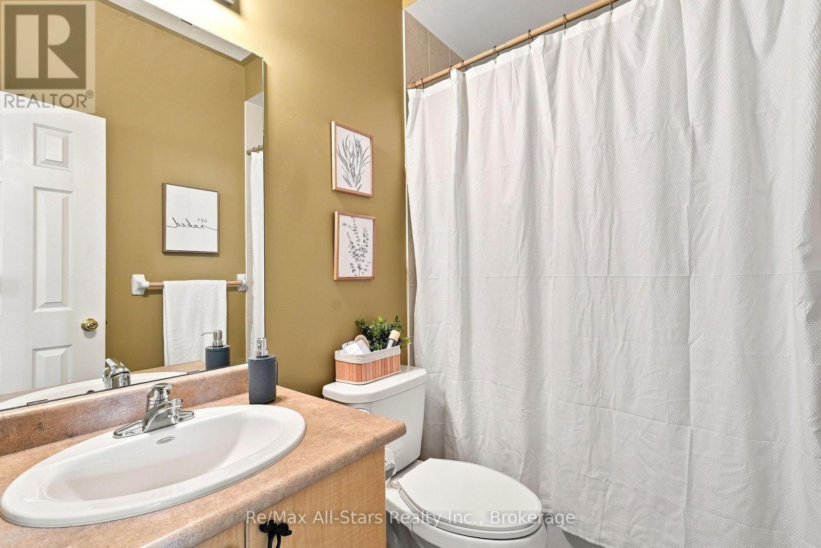 90 Roseborough Drive, Scugog (Port Perry), ON - Indoor Photo Showing Bathroom
