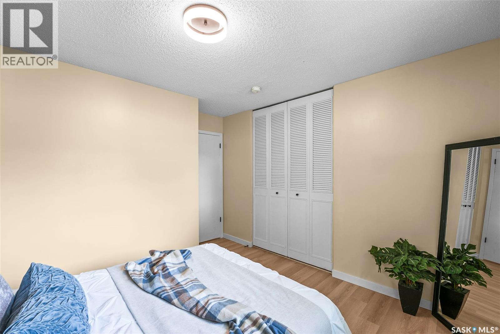 166 Sangster Boulevard, Regina, SK - Indoor Photo Showing Bedroom
