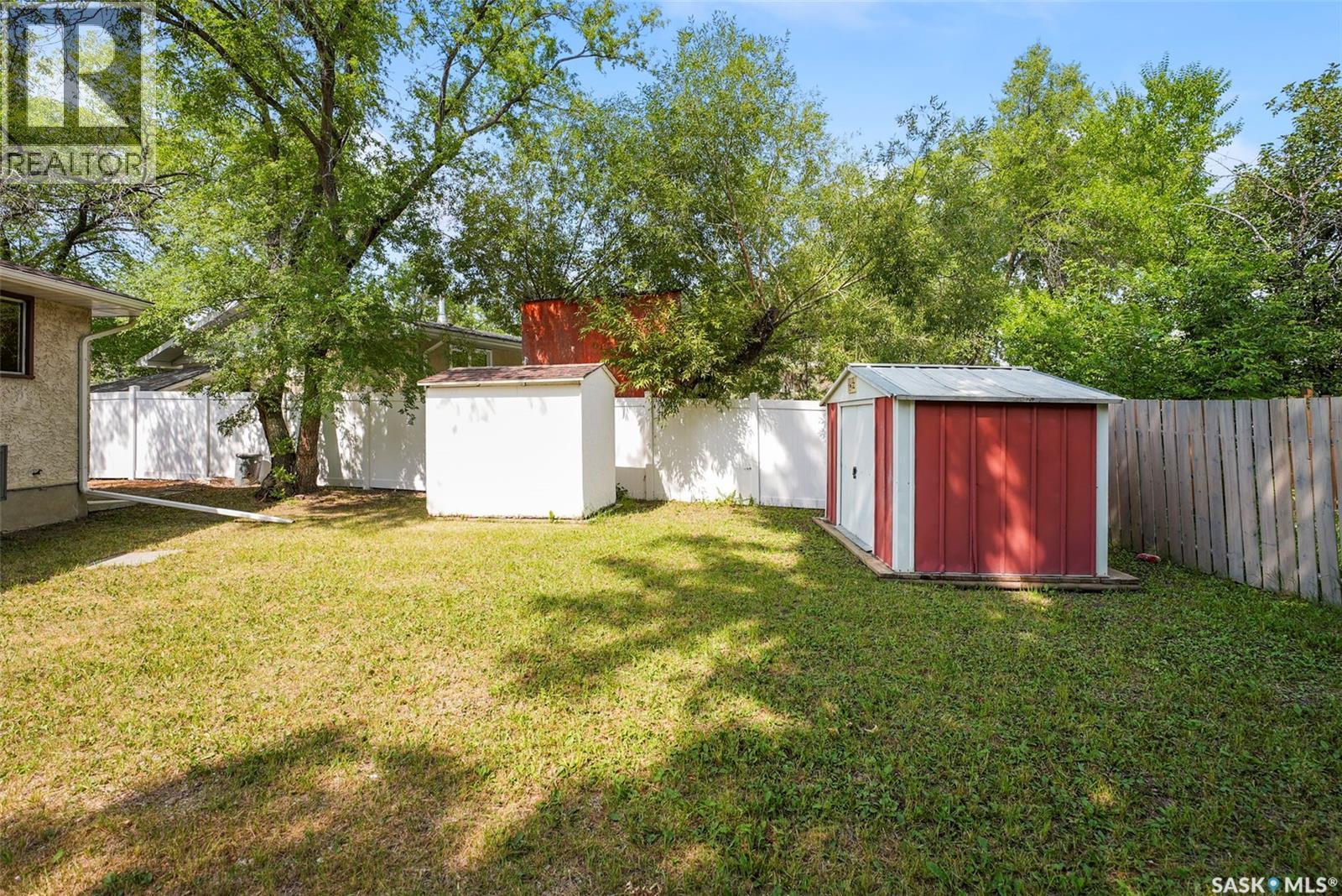 166 Sangster Boulevard, Regina, SK - Outdoor