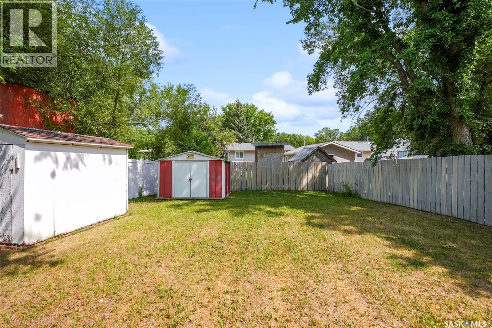 166 Sangster Boulevard, Regina, SK - Outdoor