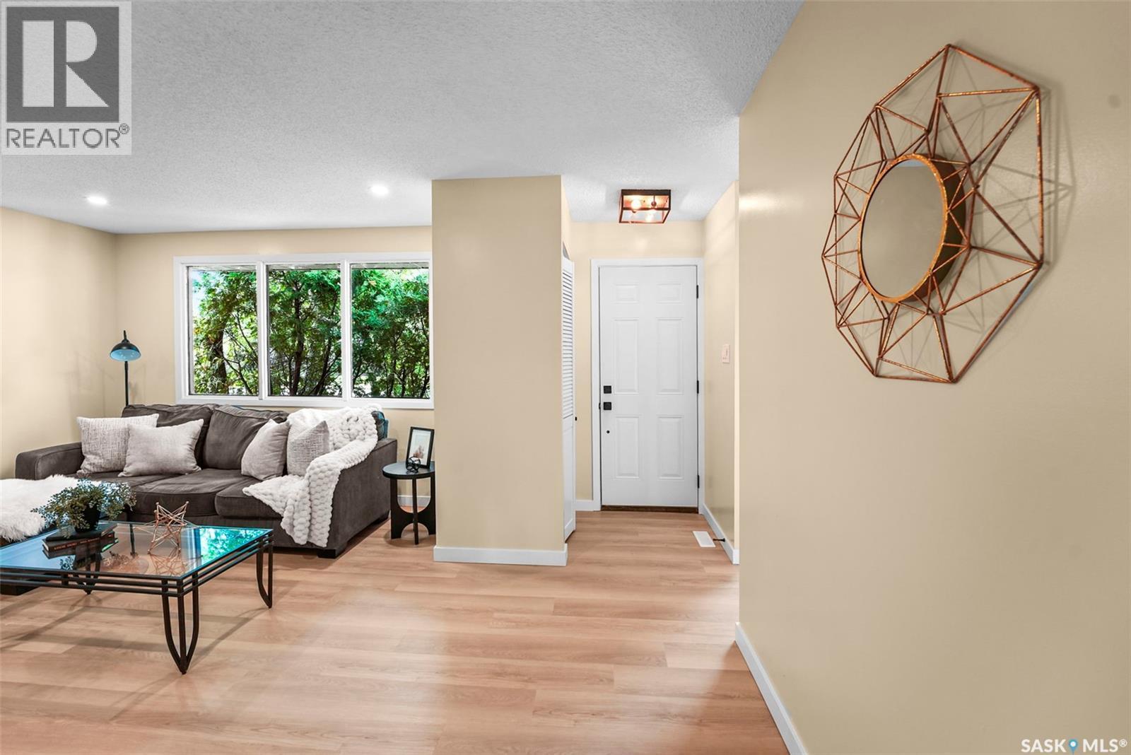 166 Sangster Boulevard, Regina, SK - Indoor Photo Showing Other Room