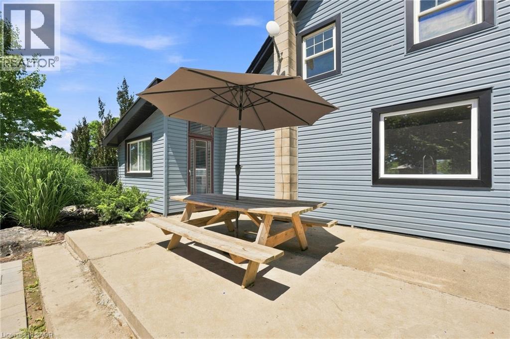 62 Thompson Road, Brantford, ON
