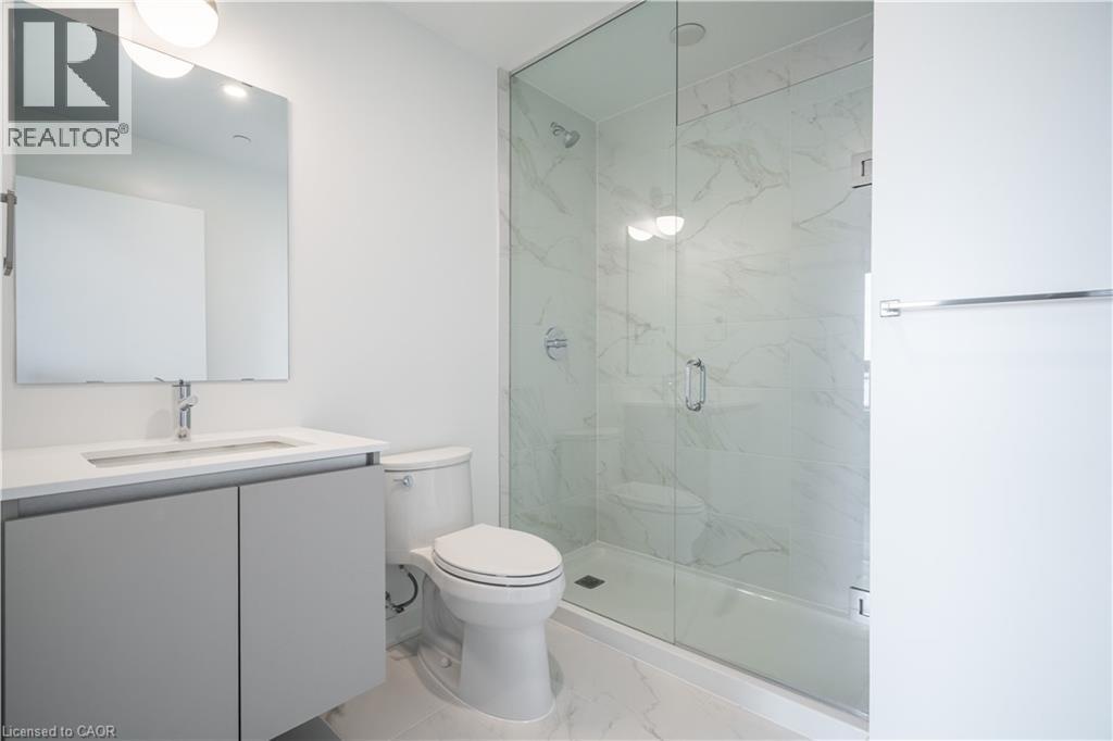 395 Dundas Street W Unit# 801, Oakville, ON - Indoor Photo Showing Bathroom