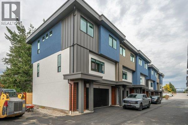 10615 Elliott Street Unit# 109, Summerland, BC - Outdoor