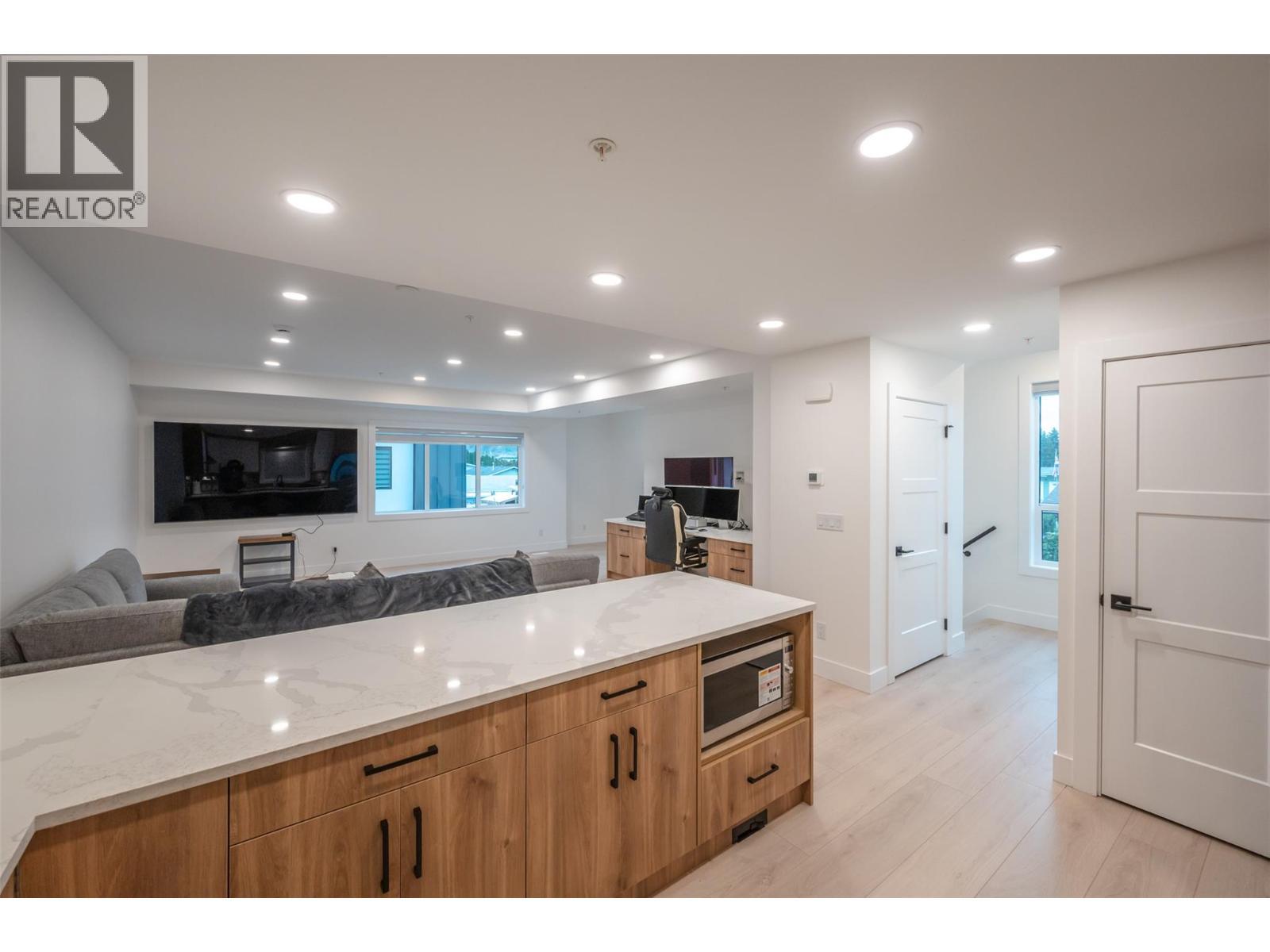 10615 Elliott Street Unit# 109, Summerland, BC - Indoor