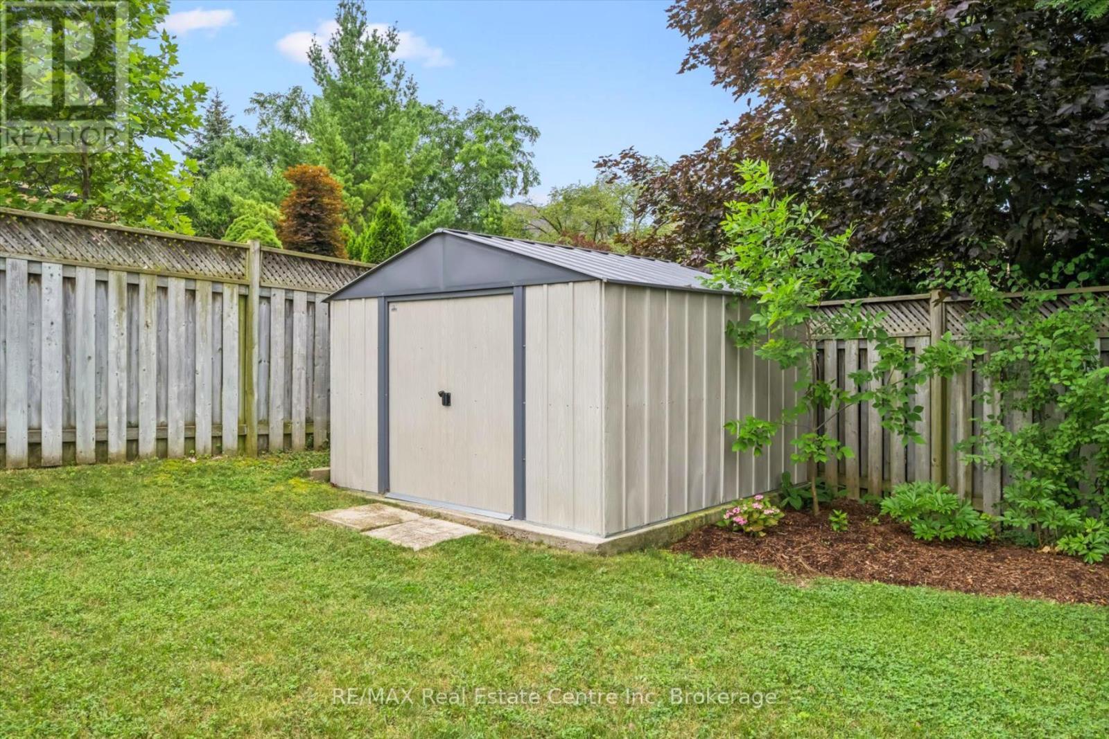 20 Pratt Place, Cambridge, ON - Outdoor