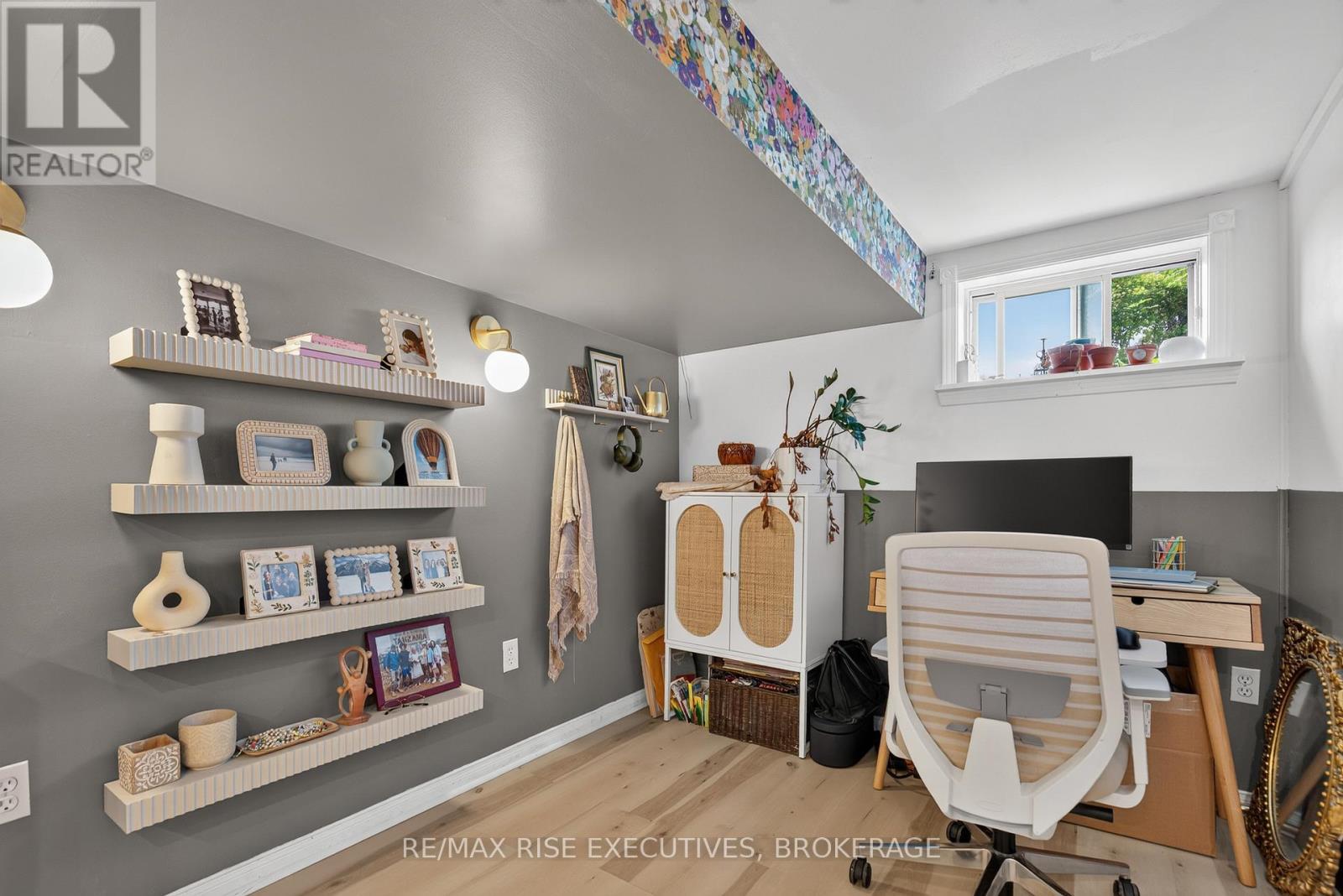 807 Brock Street, Kingston (Central City East), ON - Indoor Photo Showing Office