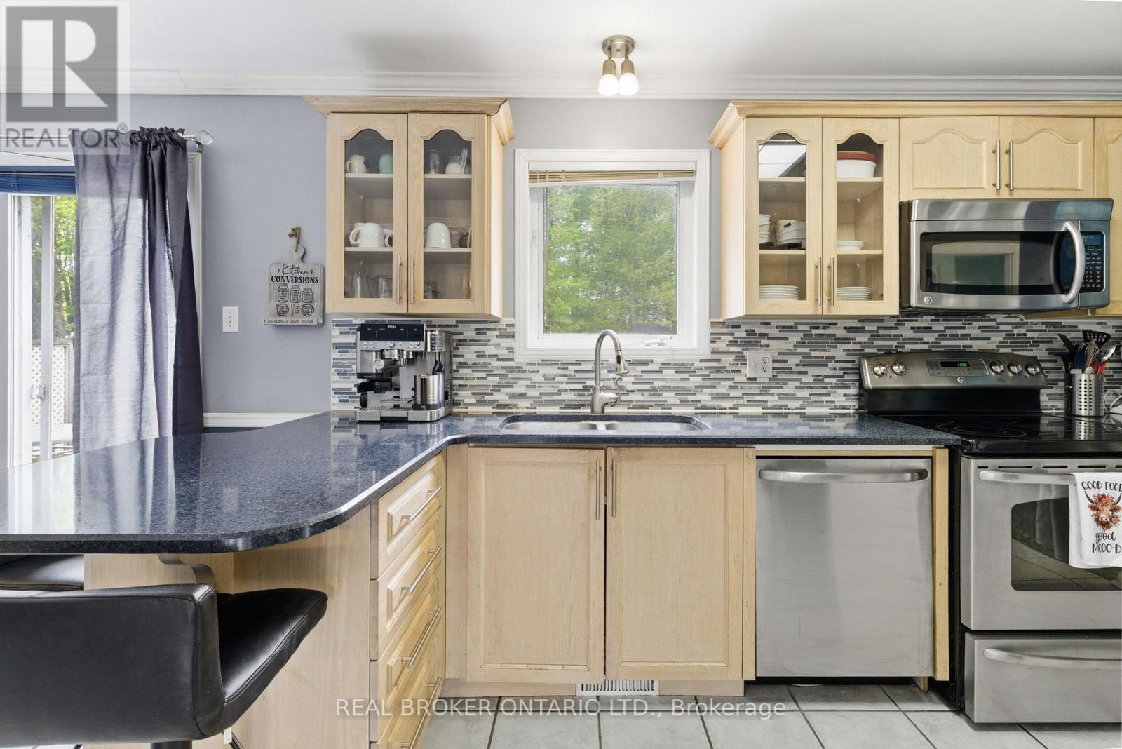14114 Highway 7 Highway, Drummond/North Elmsley, ON - Indoor Photo Showing Kitchen With Double Sink
