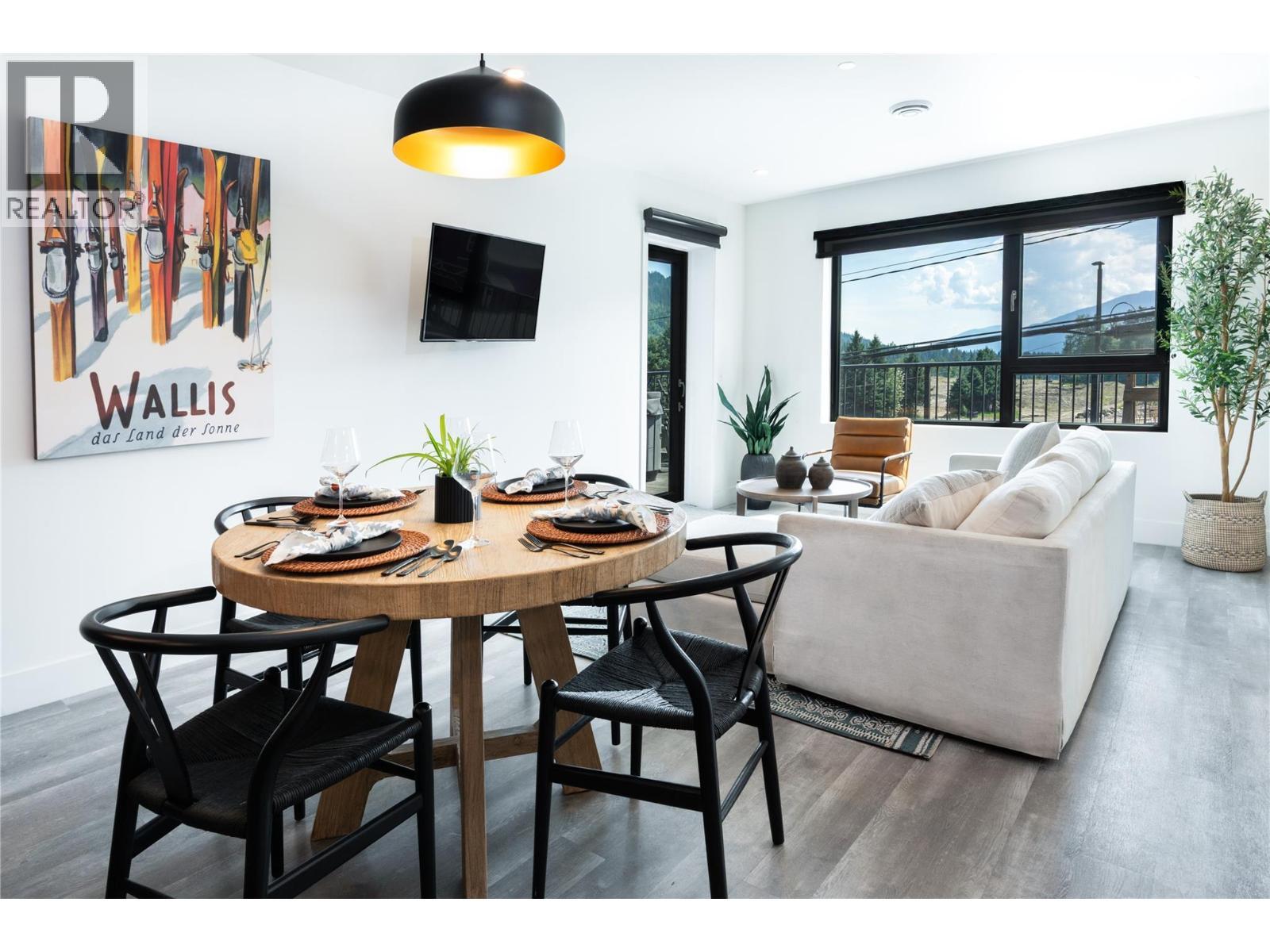 1701 Coursier Avenue Unit# 2213, Revelstoke, BC - Indoor