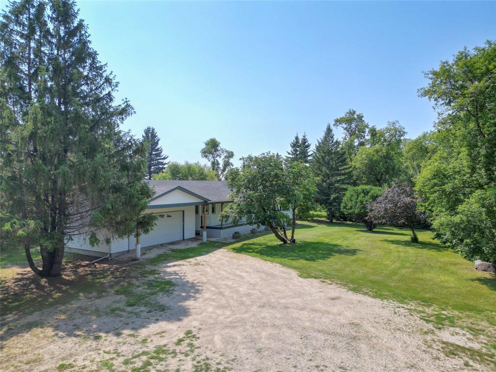 106100 43 (Treesbank) Road N, Brandon, MB - Outdoor