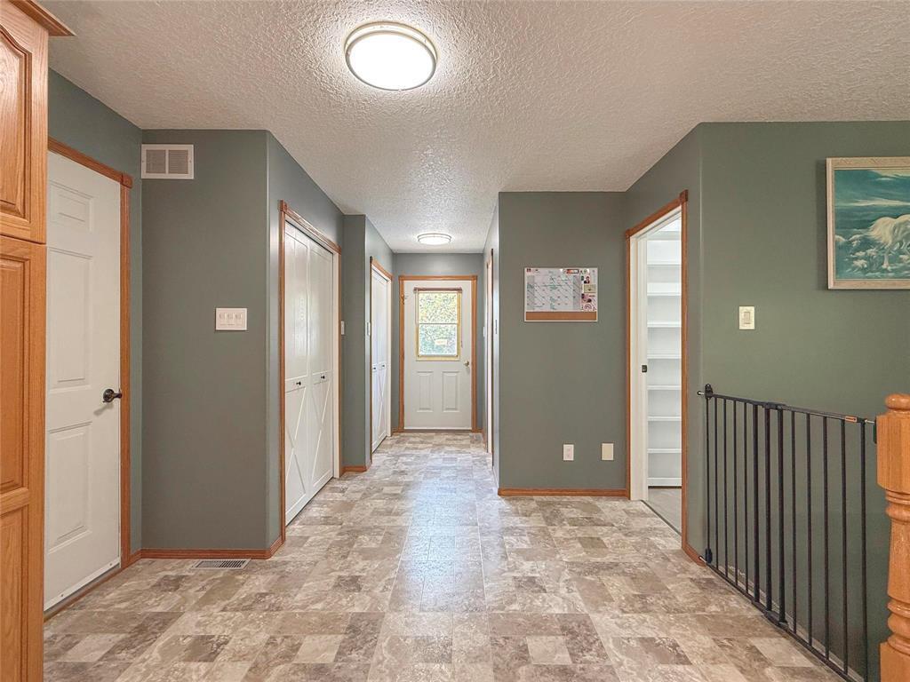 106100 43 (Treesbank) Road N, Brandon, MB - Indoor Photo Showing Other Room