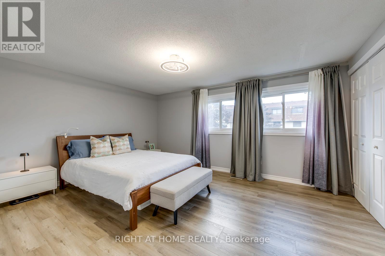132 Ashton Crescent, Brampton, ON - Indoor Photo Showing Bedroom