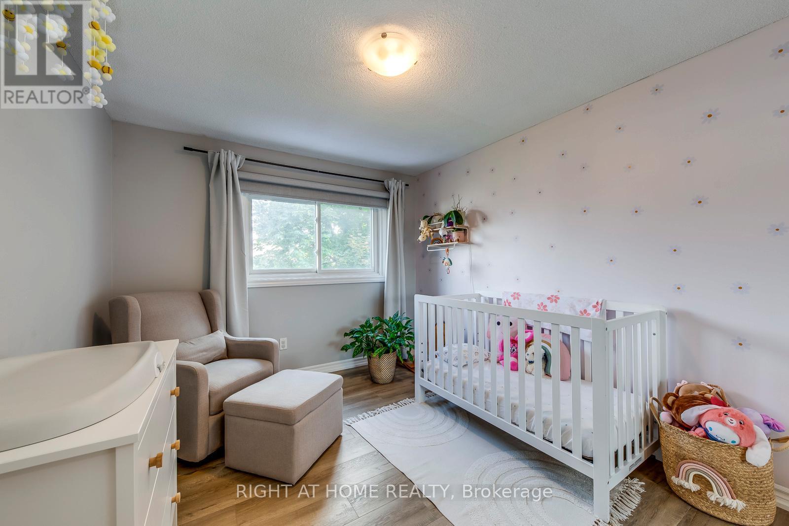 132 Ashton Crescent, Brampton, ON - Indoor Photo Showing Bedroom