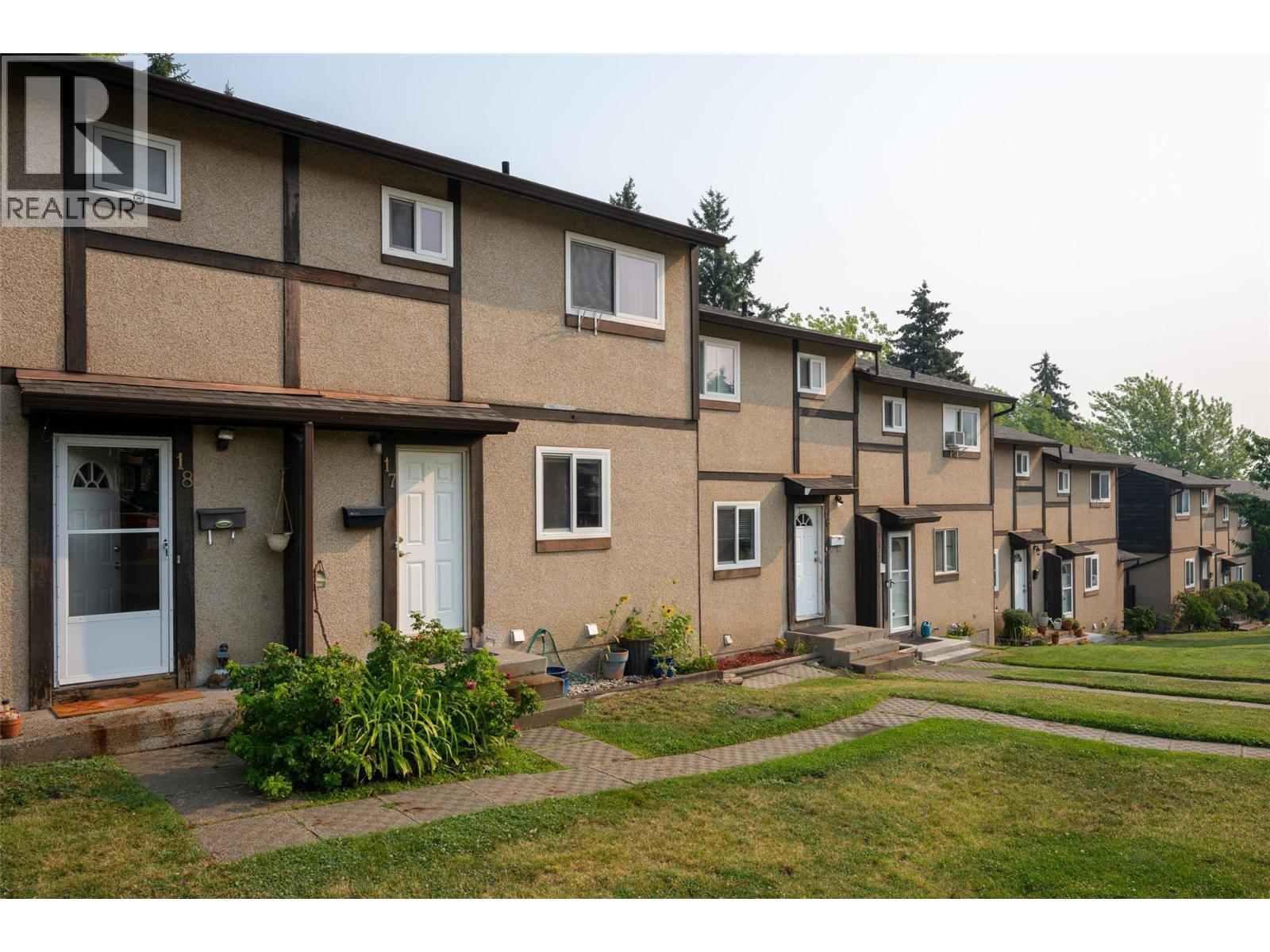 1605 Summit Drive Unit# 17, Kamloops, BC - Outdoor