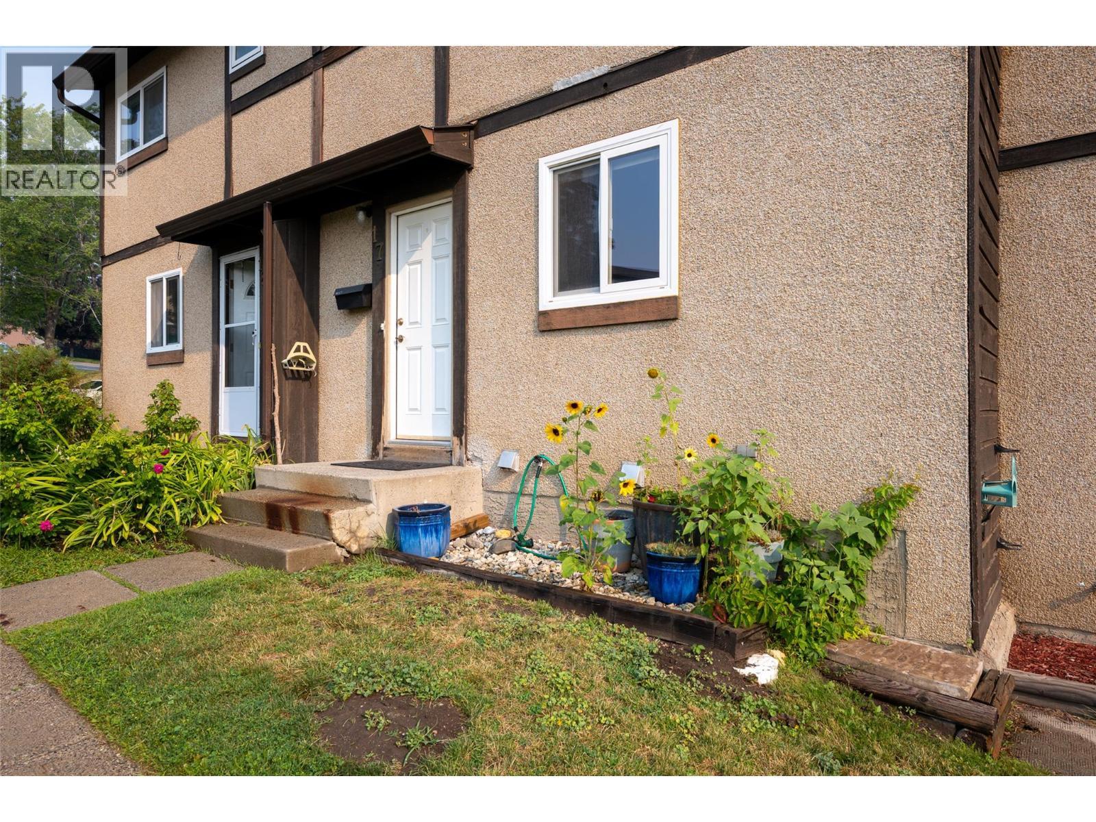 1605 Summit Drive Unit# 17, Kamloops, BC - Outdoor