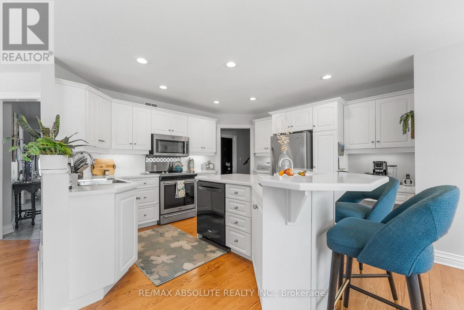 151 Duncan Drive, Mcnab/Braeside, ON - Indoor Photo Showing Kitchen With Stainless Steel Kitchen With Upgraded Kitchen