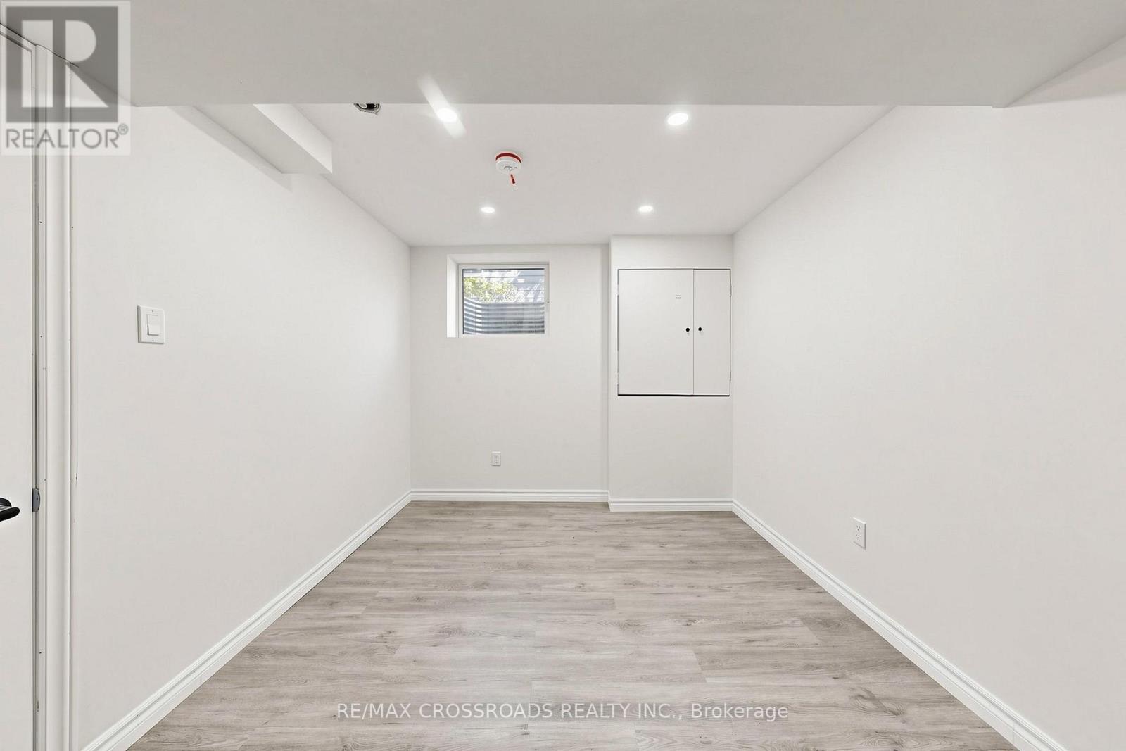 1496 Simcoe Street N, Oshawa, ON - Indoor Photo Showing Other Room
