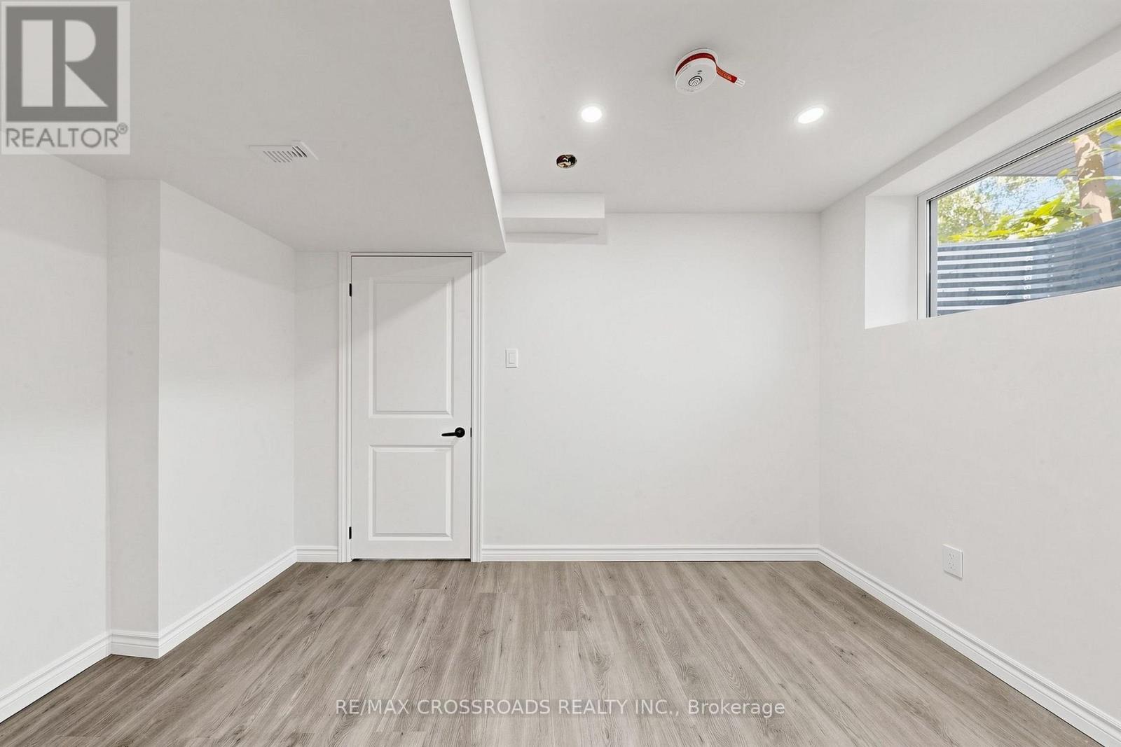 1496 Simcoe Street N, Oshawa, ON - Indoor Photo Showing Other Room