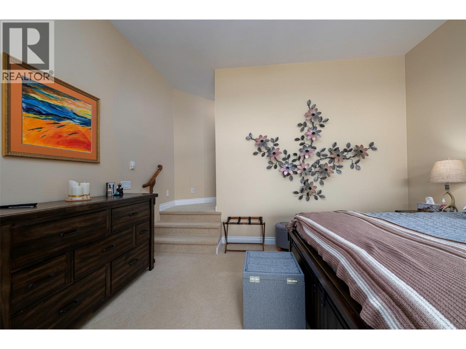 5045 Snowbird Way Unit# 2, Big White, BC - Indoor Photo Showing Bedroom
