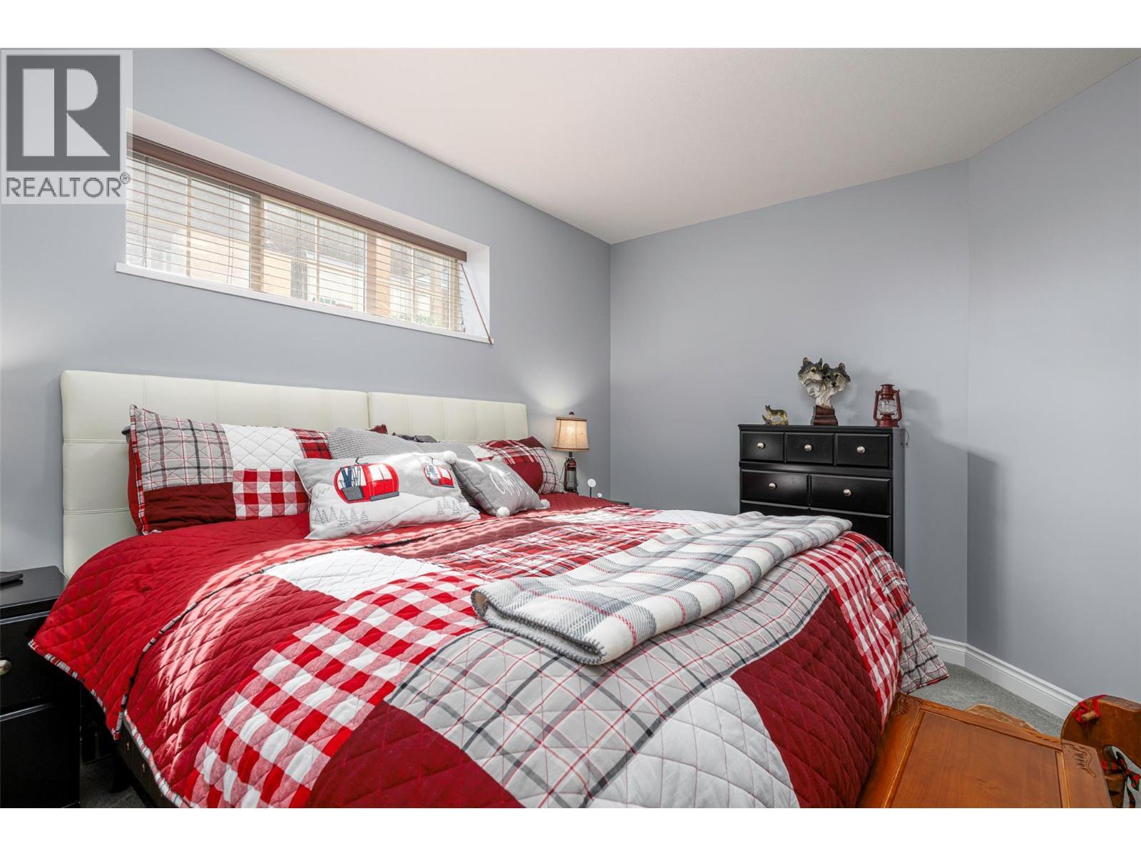 5045 Snowbird Way Unit# 2, Big White, BC - Indoor Photo Showing Bedroom