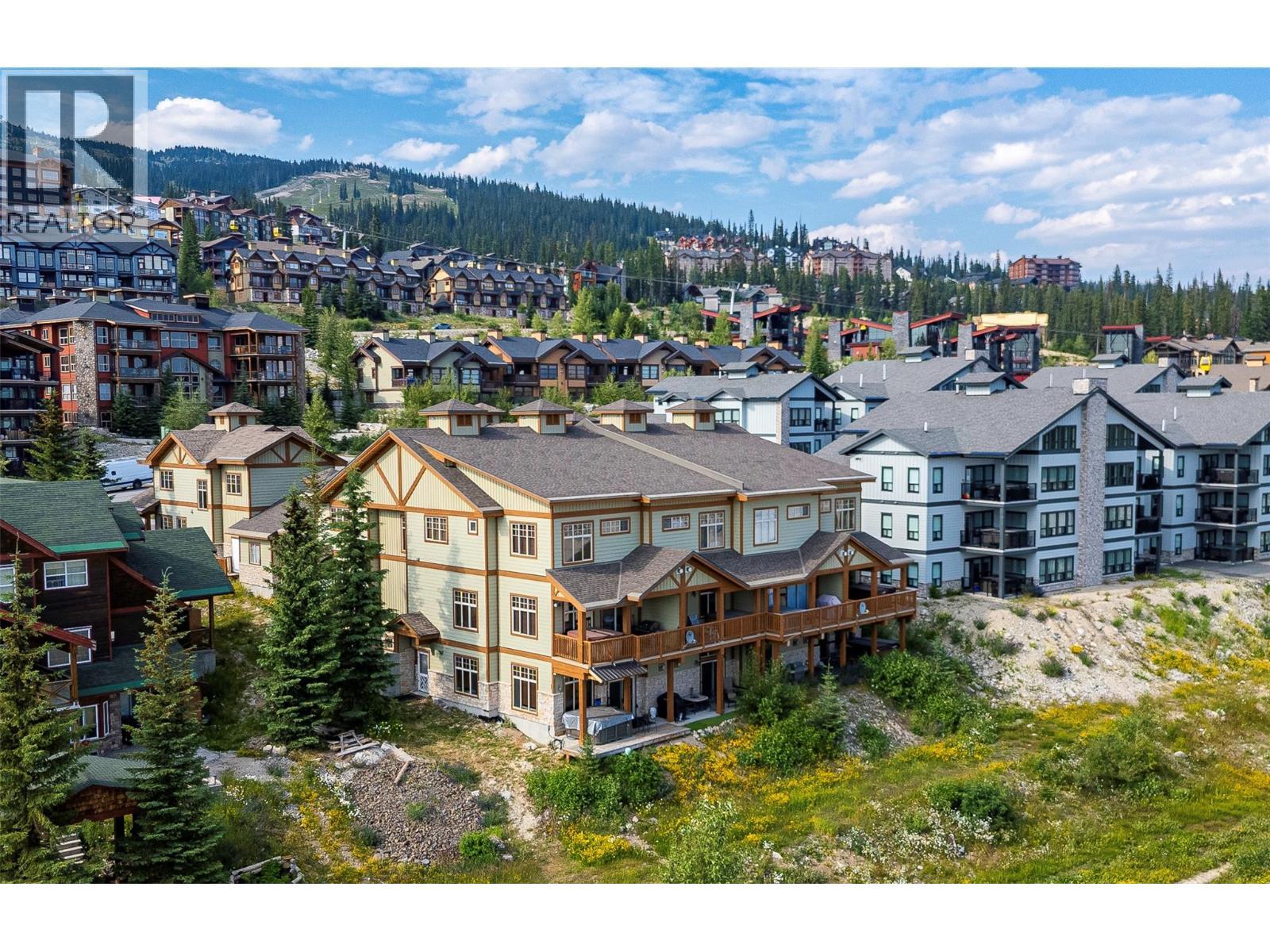 5045 Snowbird Way Unit# 2, Big White, BC - Outdoor