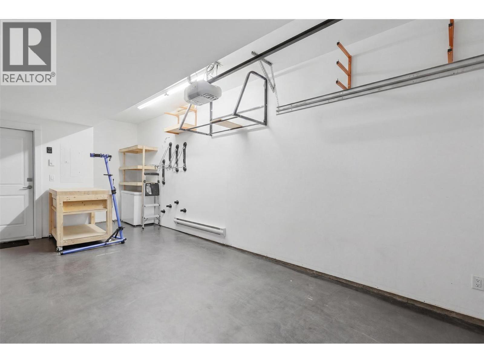 1393 9Th Avenue Unit# 118, Kamloops, BC - Indoor Photo Showing Garage