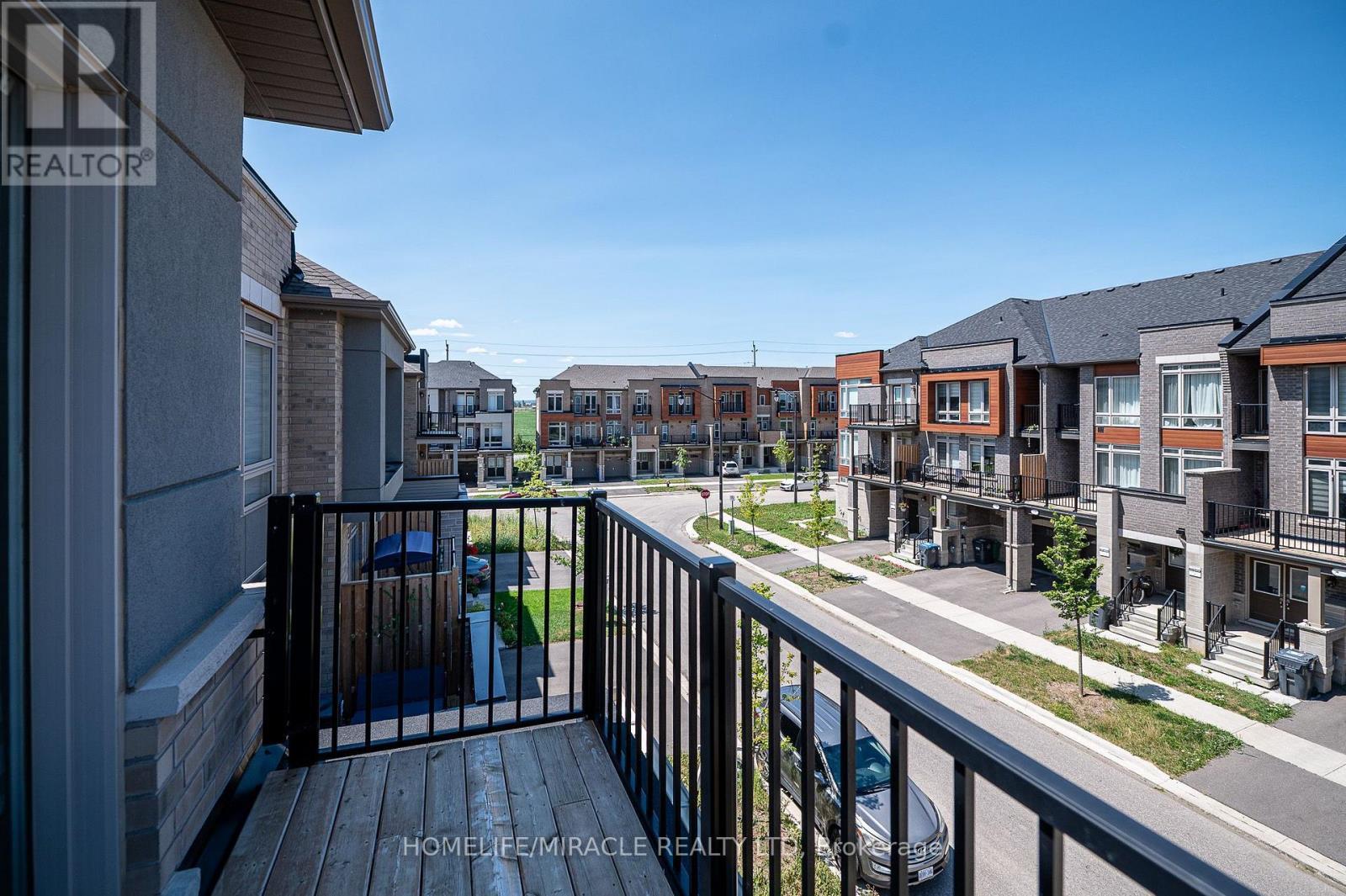 23 Arrowview Drive, Brampton, ON - Outdoor With Balcony With Exterior