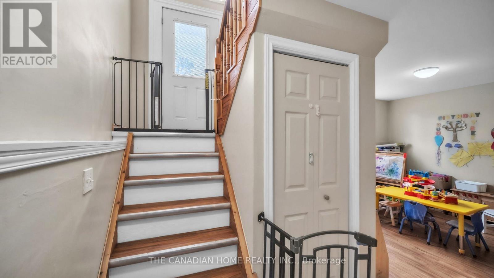 45 Oak Street, Belleville, ON - Indoor Photo Showing Other Room
