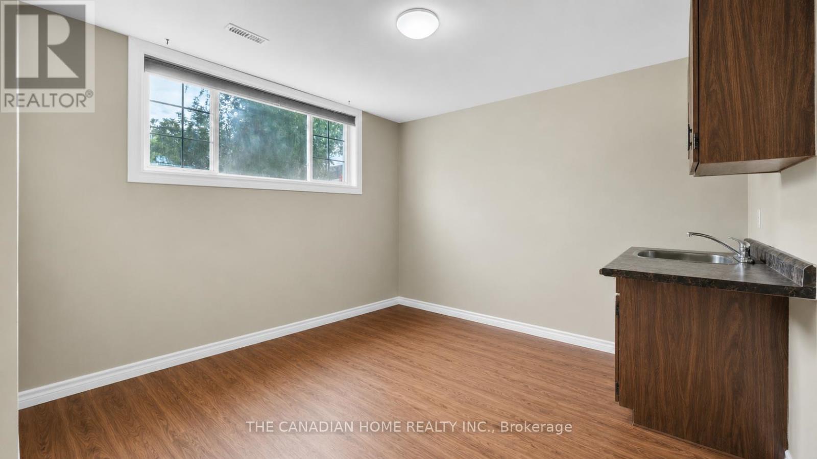45 Oak Street, Belleville, ON - Indoor