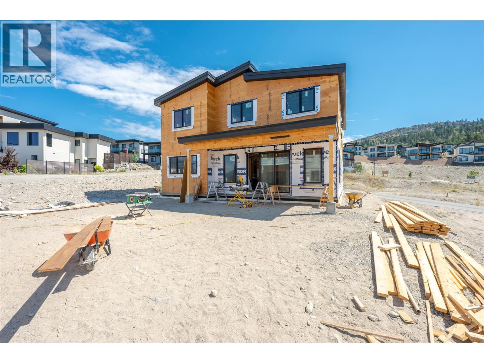 126 Deer Place, Penticton, BC - Outdoor