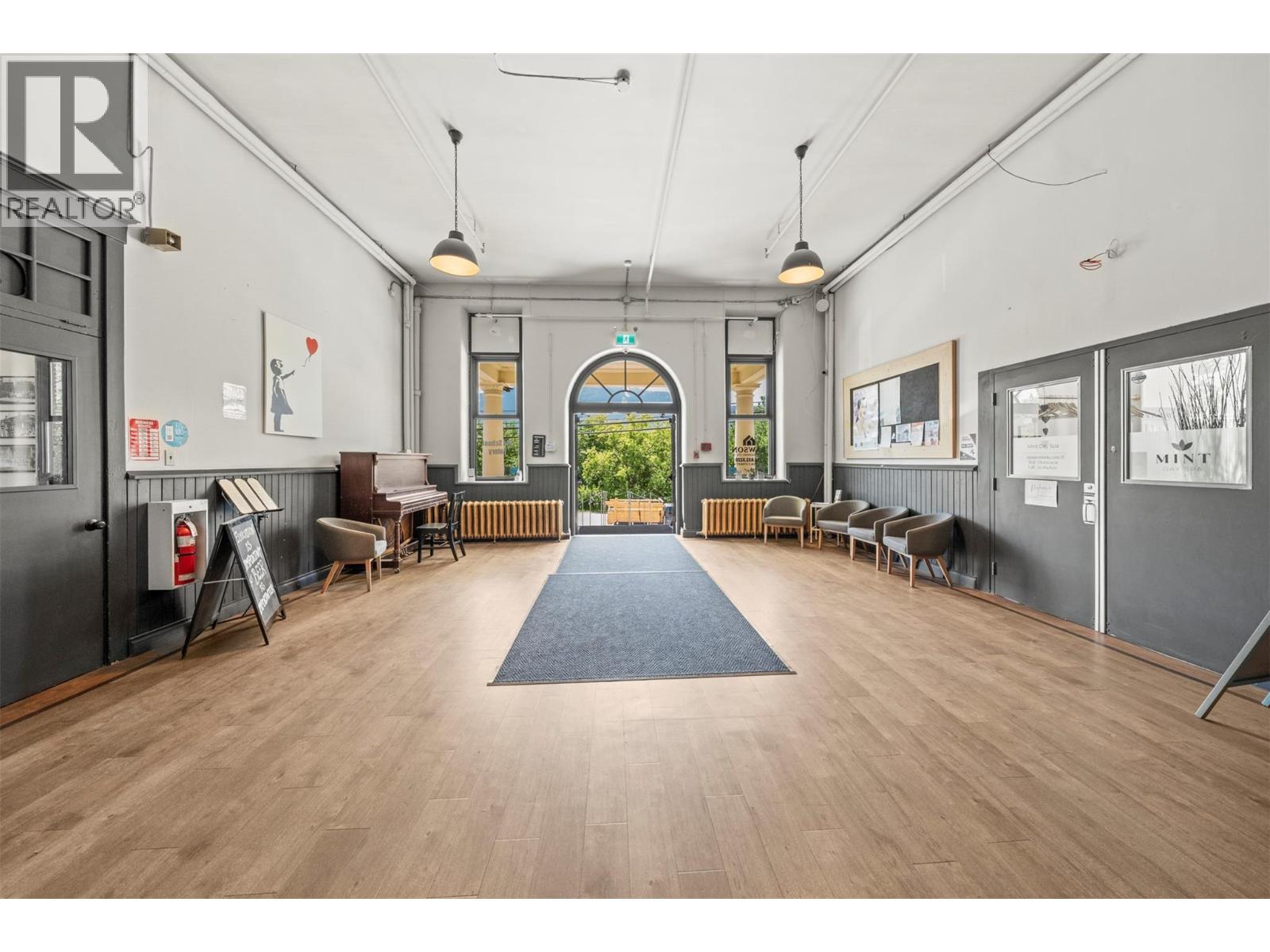 616 Third Street W, Revelstoke, BC