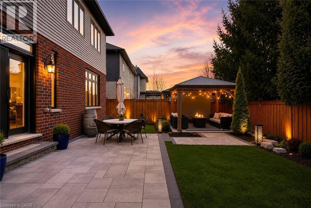 41 Creanona Boulevard, Stoney Creek, ON - Outdoor