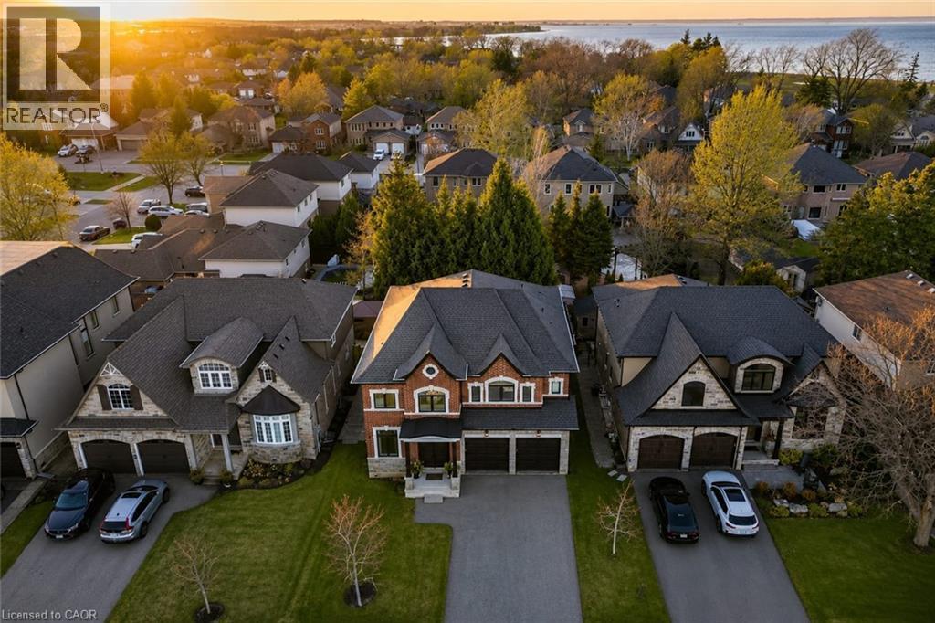 41 Creanona Boulevard, Stoney Creek, ON - Outdoor With Body Of Water With Facade