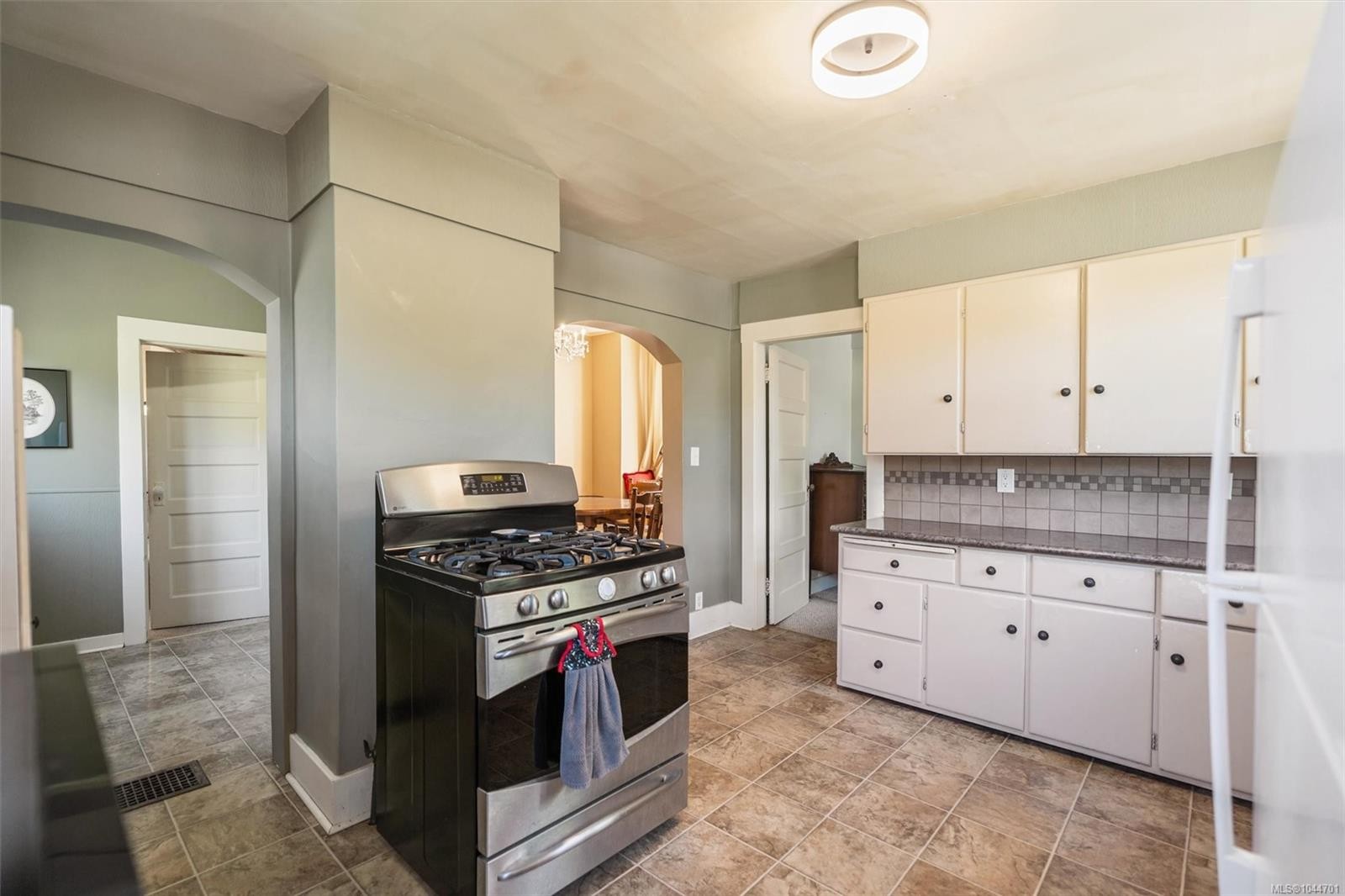 1456 Denman St, Victoria, BC
