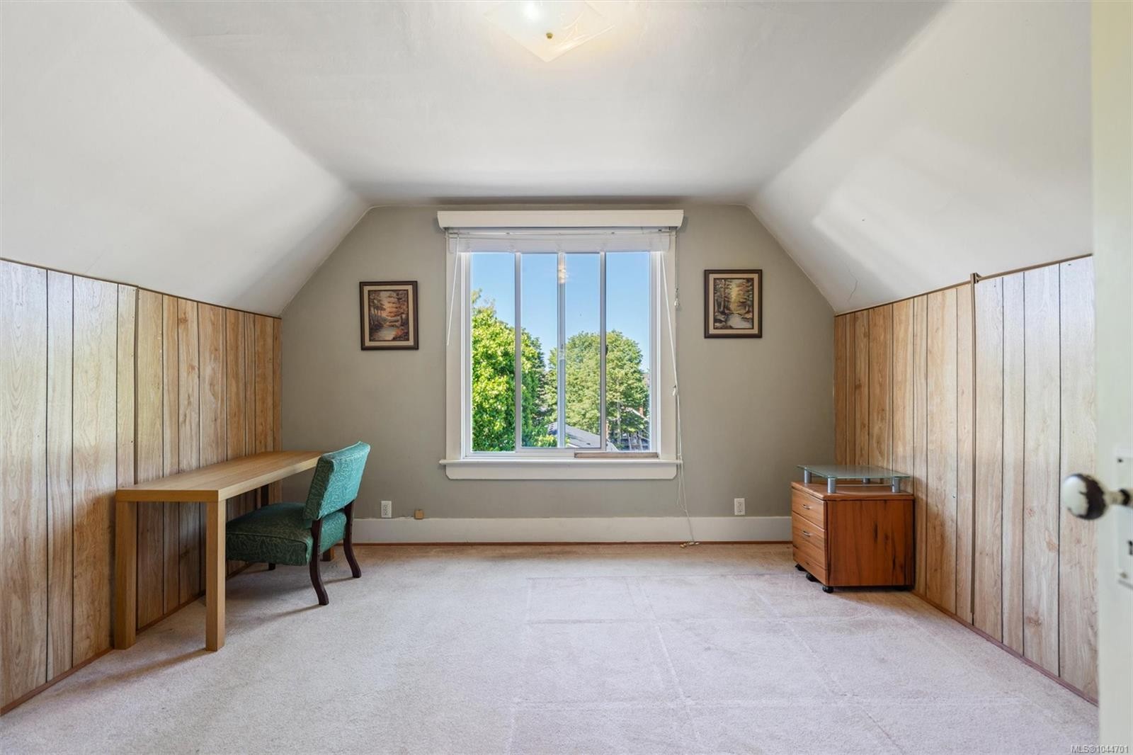 1456 Denman St, Victoria, BC