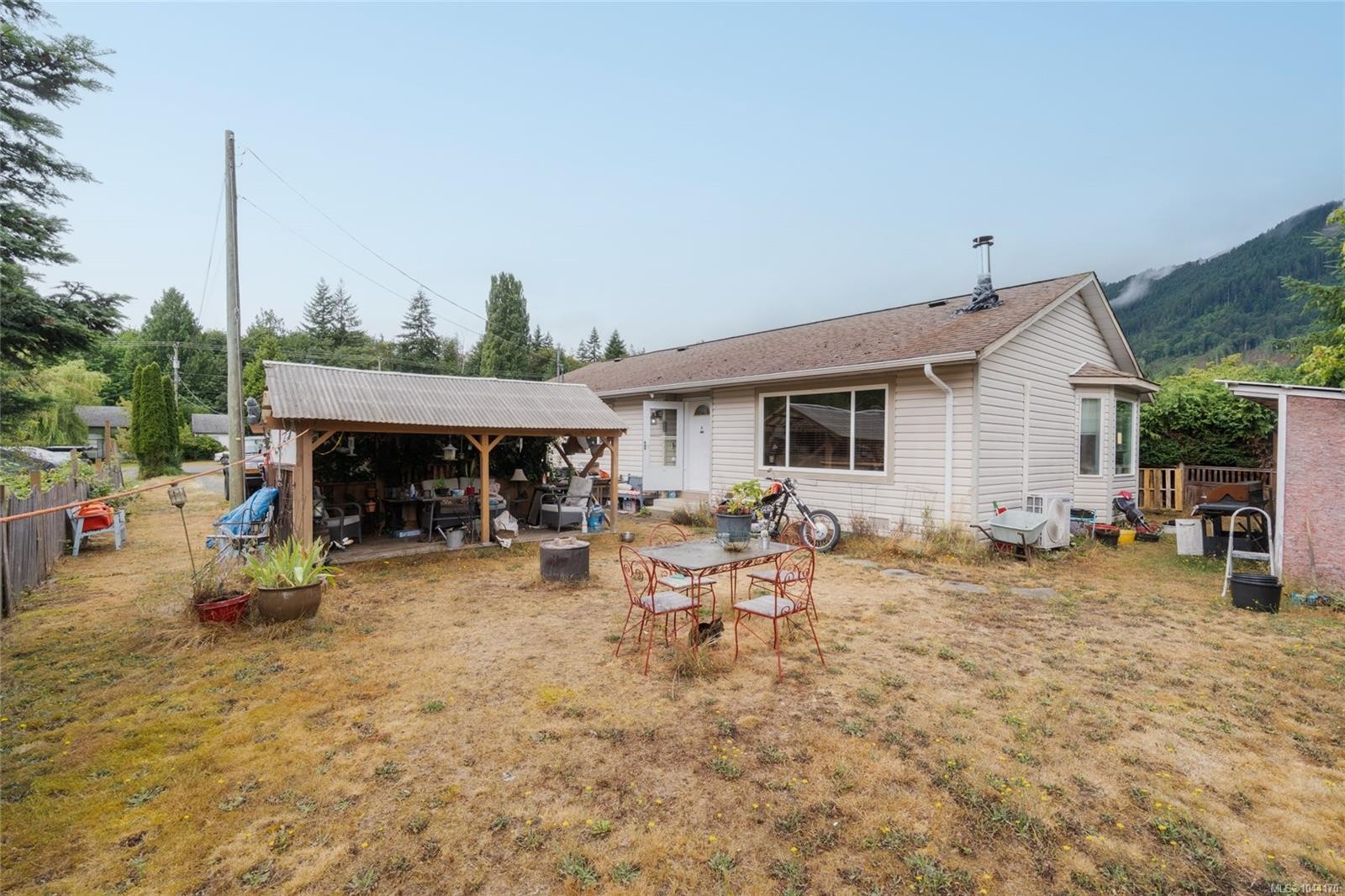 135 Macdonald Rd, Lake Cowichan, BC