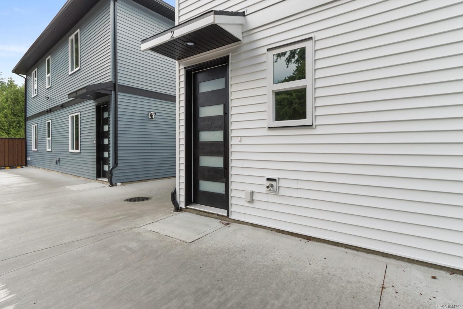 #200-2190 Jingle Pot Rd, Nanaimo, BC